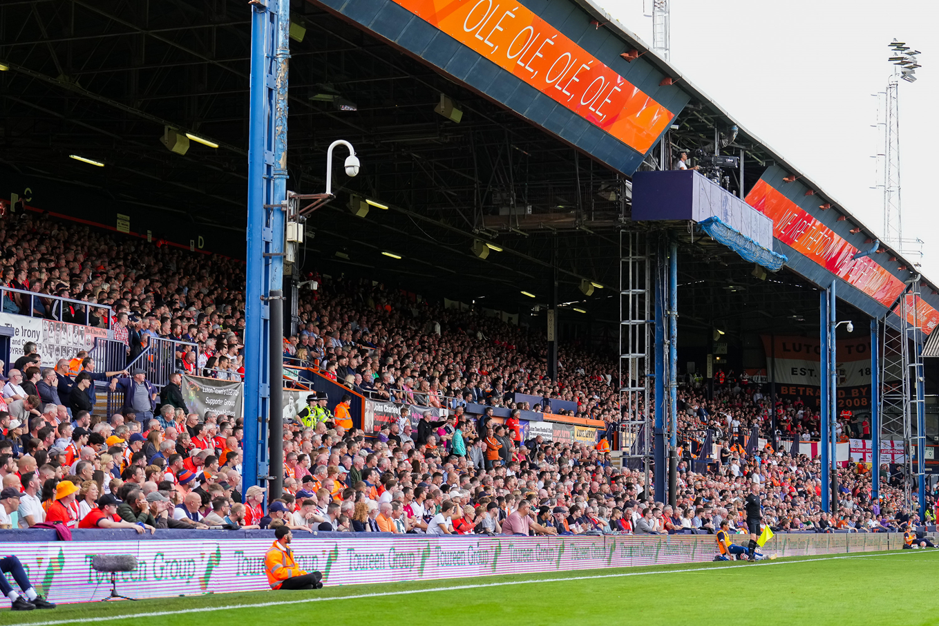 A view of a sold-out Main Stand.